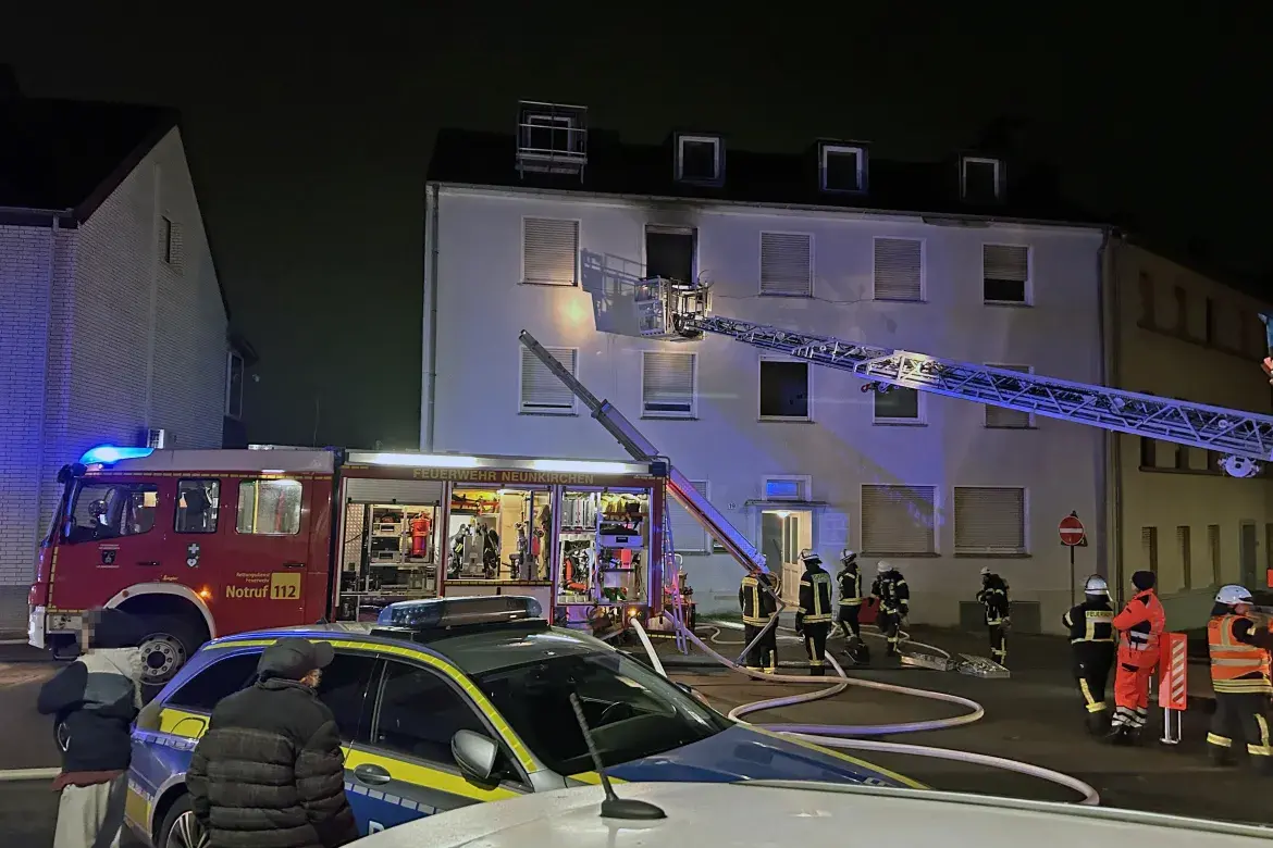 Nächtlicher Brand zerstört Wohnung in Hospitalstraße