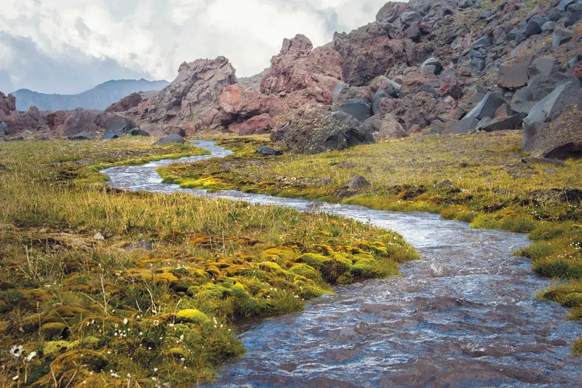 Symbolfoto - Gewässer. Fluss, Bach