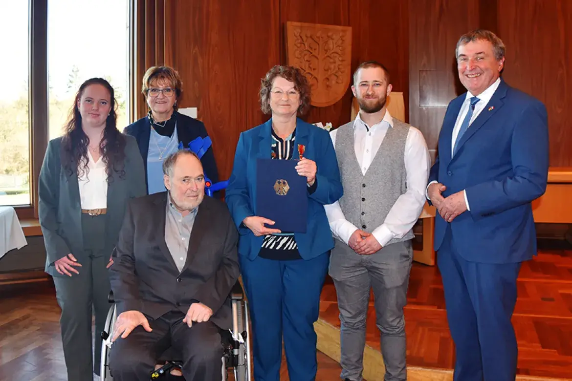Überreichung Bundesverdienstkreuz