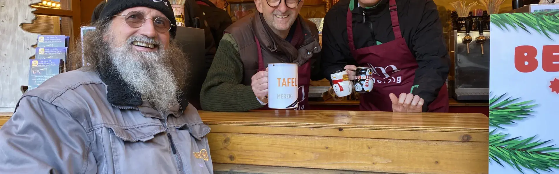 Glühweinverkauf für die Merziger Tafel 