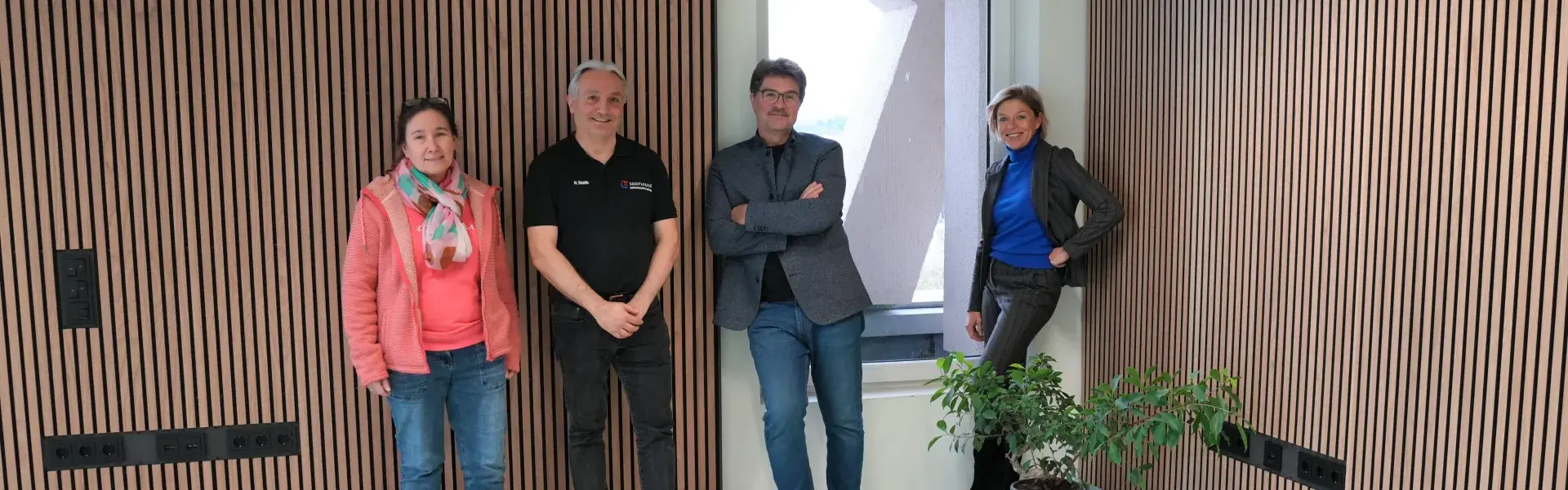v.l.: Eva Konrad, Marco Simola, Beigeordneter Gerald Purucker, Julia Hennings (Amtsleiterin Amt für Kultur) 