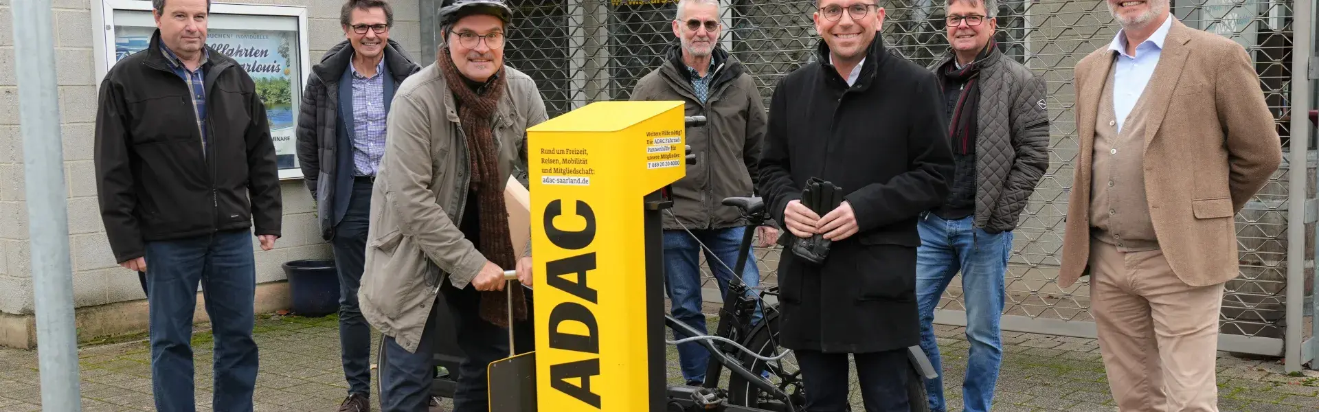ADAC Servicesäule für Radfahrer in Saarlouis