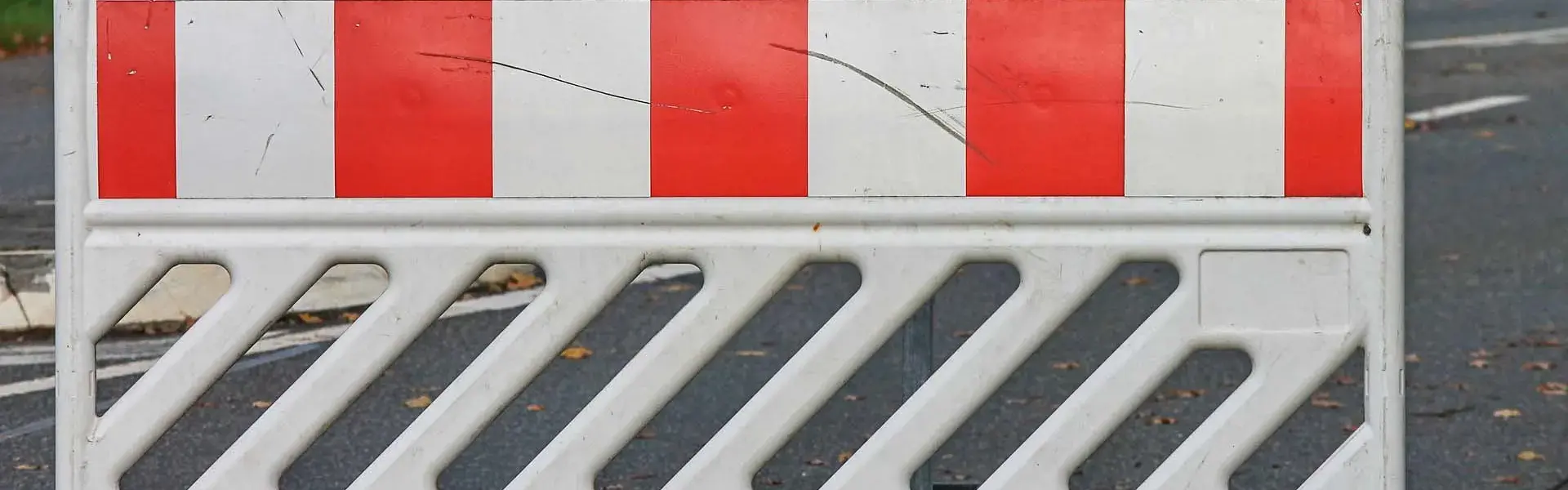 Symbolfoto - Absperrung
