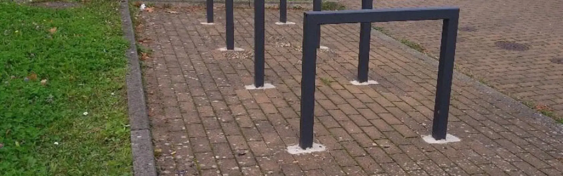 Anlehnhalter am ZOB Püttlingen