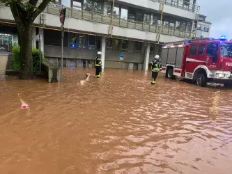 Hochwassereinsatz der Lebacher Feuerwehr - Foto: (c) Stadt Lebach/Feuerwehr